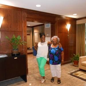 Meet your Posher, Veronica